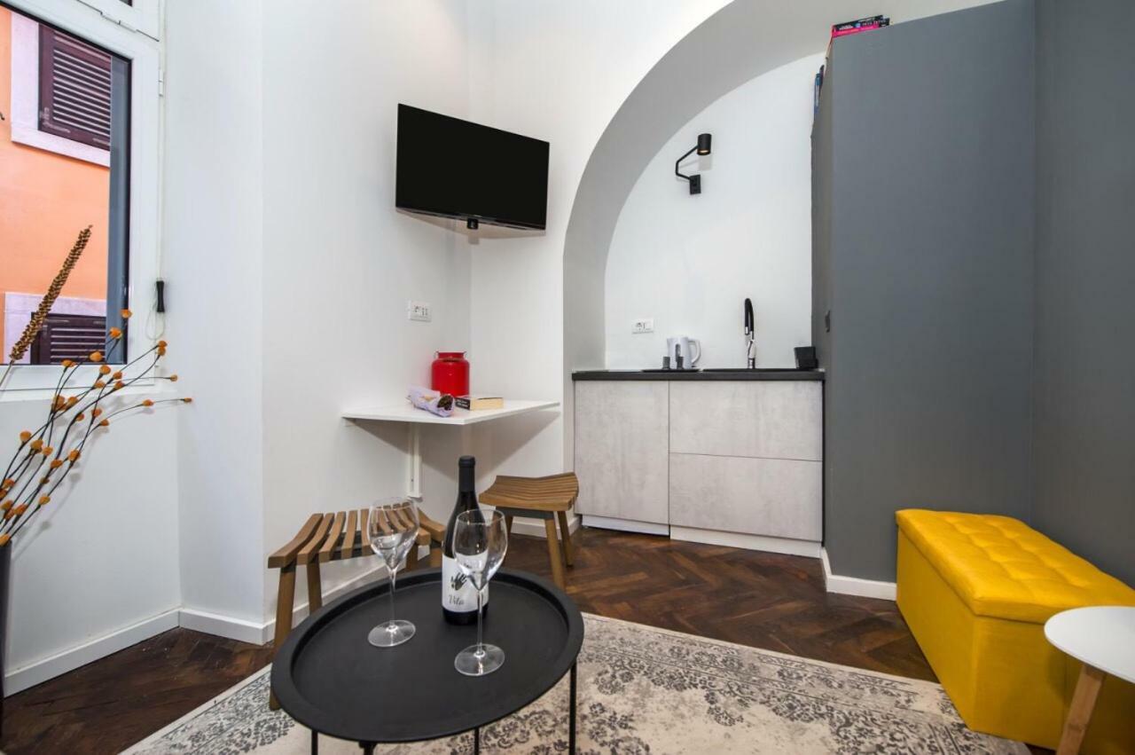 Mini Studio Mignon Daire Rovinj Dış mekan fotoğraf